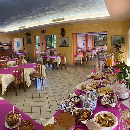 Hotel Silvaion Villamarina Esterno foto