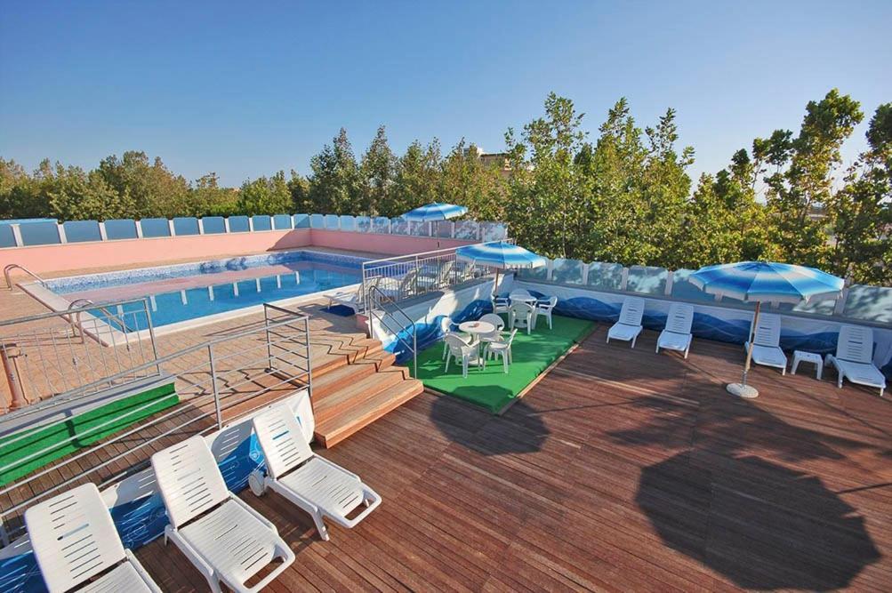 Hotel Silvaion Villamarina Esterno foto