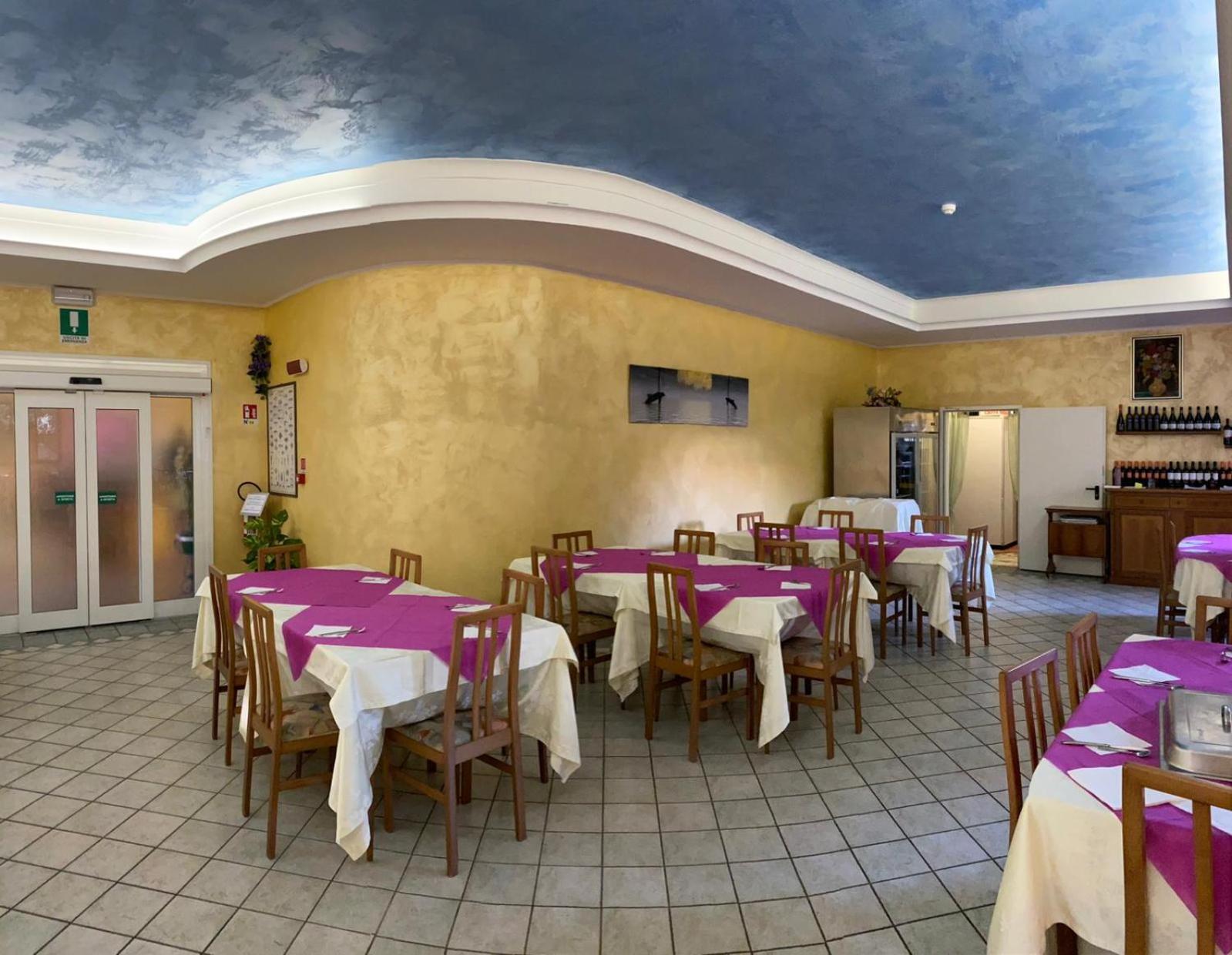 Hotel Silvaion Villamarina Esterno foto